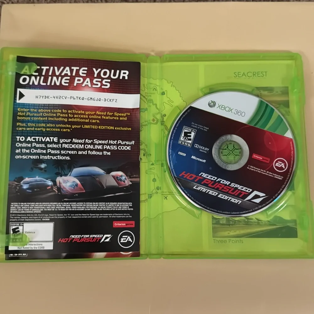 XBOX 360 Need for speed hot pursuit video game